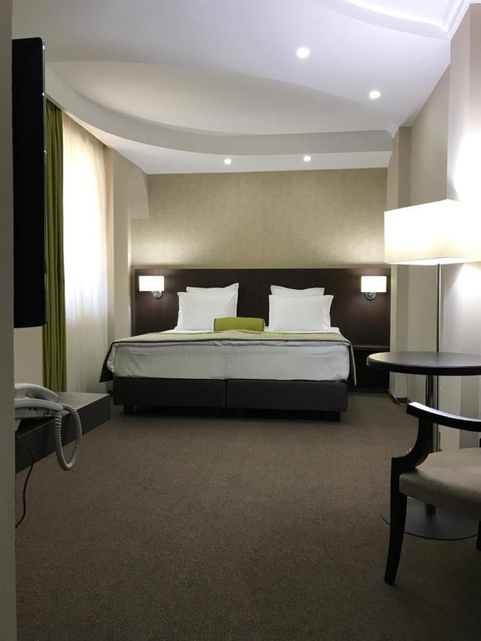 Hotel Alex Galati  Luaran gambar